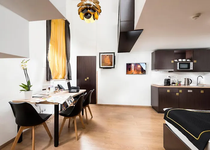 Opera Garden לינה וארוחת בוקר